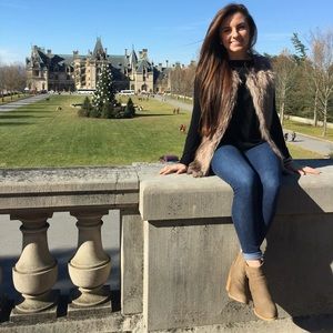 Meet your Posher, Jennifer